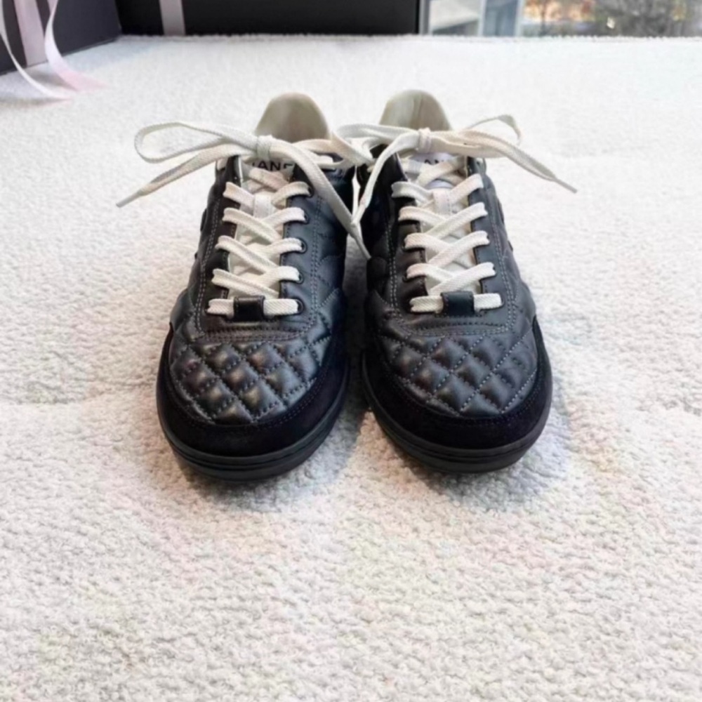 CHANEL Black and White Quilted Ankle Booties - Picture 3 of 7